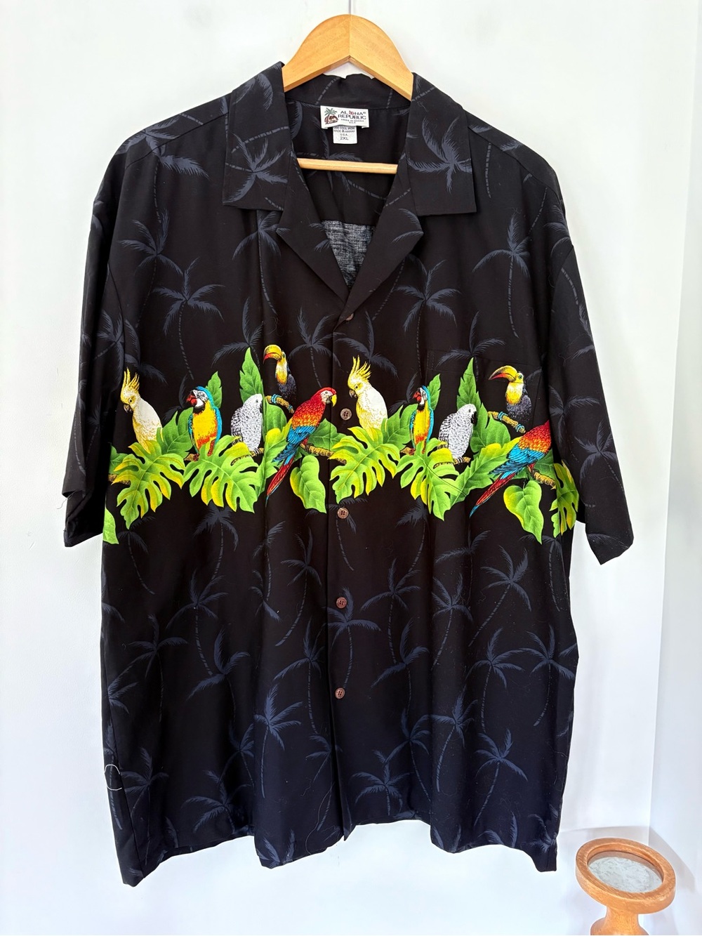 Vtg ALOHA REPUBLIC 2XL Tropical Parrot Button Up SS Shirt Black w/Gray Palm Tree